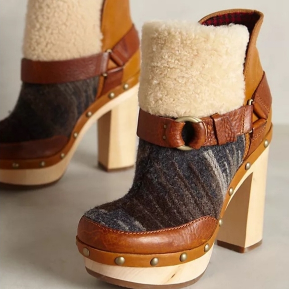 Woolrich Shoes - New WOOLRICH Platform Heeled Leather Shearling Boots Size 7 👢✨️